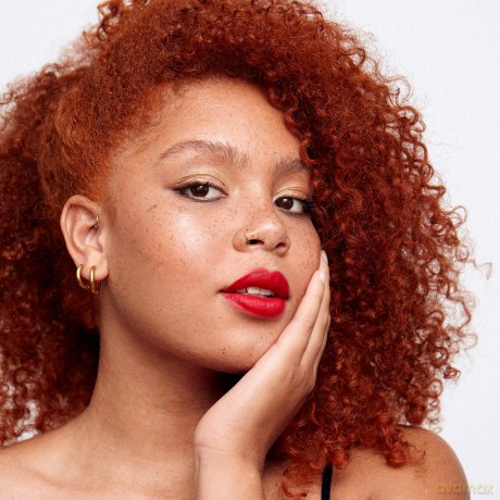 Nudestix Mattifying lipstick and blush Intense Matte Lip + Cheek Pencil - Shade: Royal dla kobiety