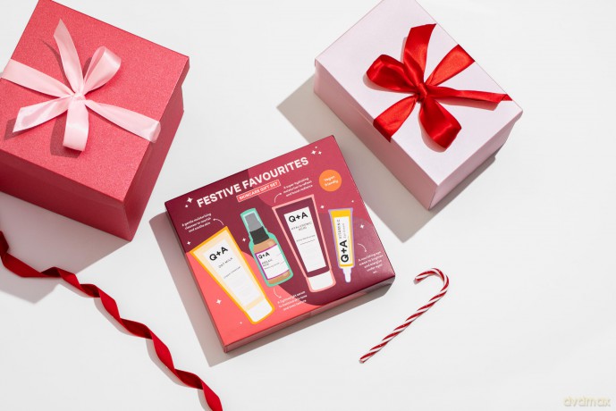 Q+A Festive Favorites Gift Set dla kobiety