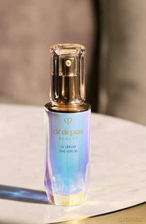 Clé de Peau Beauté The Serum (The Serum) - Volume: 75 ml dla kobiety