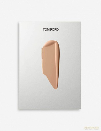Tom Ford Brightening make-up Shade and Illuminate SPF 50 (Soft Radiance Foundation) 30 ml - Shade: 2.0 Buff dla kobiety