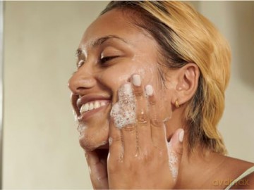 The Body Shop Cleansing gel for oily and mixed skin Seaweed (Oil-Control Face Wash) 125 ml dla kobiety