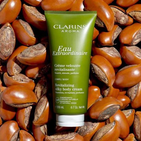 Clarins Revitalizing body cream Eau Extraordinaire (Revitalizing Silky Body Cream) 200 ml dla kobiety
