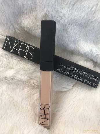 NARS RADIANT CREAMY CONCEALER - Shade: Créme Brulée dla kobiety