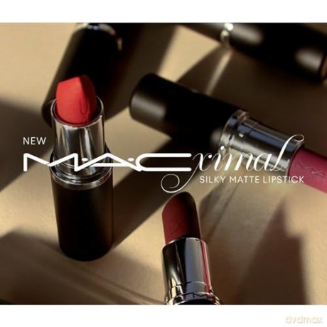 MAC Cosmetics Matte lipstick MEAECximal (Matte Lipstick) 3.5 g - Shade: Velvet Teddy dla kobiety