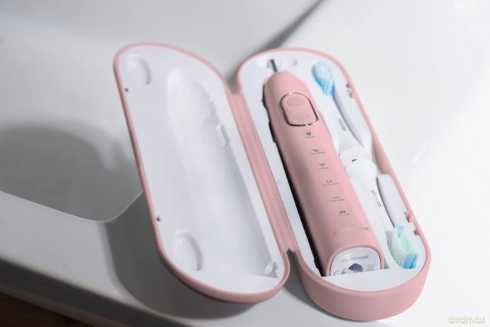 Concept Sonic toothbrush with travel case ZK4012 unisex
