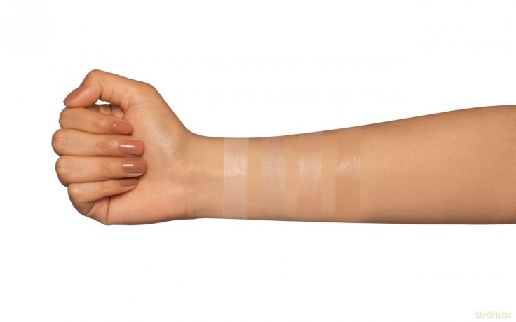 PUPA Milano Corrector for the eye area Wonder Me (Fatigue Eraser) 4.2 ml - Shade: 030 Medium Warm Beige dla kobiety