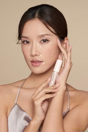 PUPA Milano Corrector for the eye area Wonder Me (Fatigue Eraser) 4.2 ml - Shade: 020 Medium Cold Beige dla kobiety