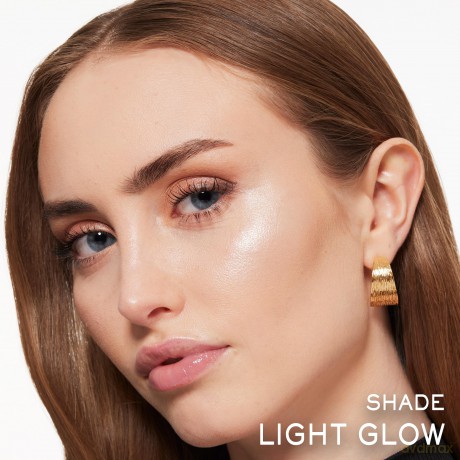 Lancôme Powder highlighter with serum Teint Idole Ultra Wear (Skin Transforming Highlighter) 10 g - Shade: 01 Light Glow dla kobiety