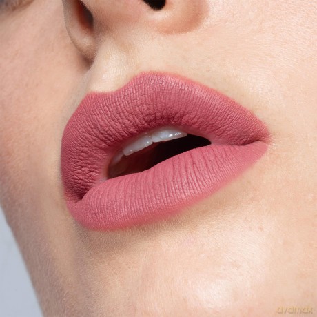Nudestix Long-lasting matte lipstick and lip pencil (Magnetic Matte Lip Color) - Shade: Rose dla kobiety