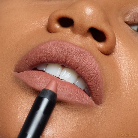 Nudestix Long-lasting matte lipstick and lip pencil (Magnetic Matte Lip Color) - Shade: Boho dla kobiety