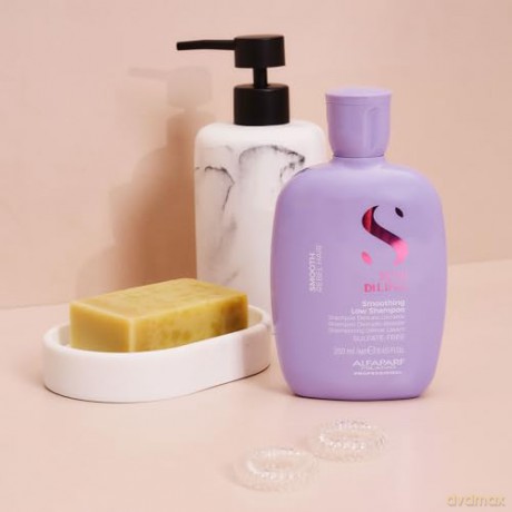 Alfaparf Milano Smoothing shampoo for unruly hair Semi Di Lino Smooth (Smoothing Low Shampoo) - Volume: 250 ml dla kobiety