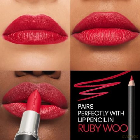 MAC Cosmetics Matte lipstick MEAECximal (Matte Lipstick) 3.5 g - Shade: Ruby Woo dla kobiety
