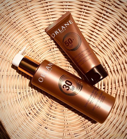 Orlane Paris Face sunscreen SPF 50+ (Anti-Aging Sunscreen Face) 50 ml dla kobiety