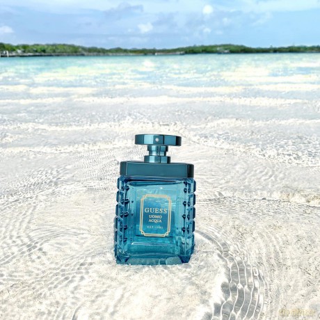 Guess Uomo Acqua - deodorant ve spreji - Volume: 226 ml dla mężczyzny