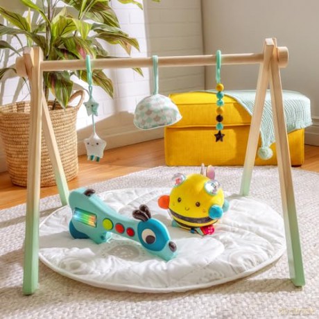 B. toys - Fuzzy Buzzy Bee - Plush bumble bee - Interactive soft sensory toy with sounds, 0 months+