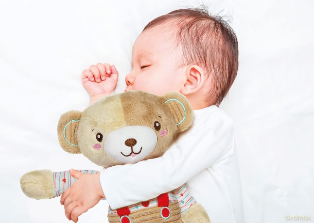 Clementoni 17418 Osito Bob The Bear Plush Toy for Babies, Ages 0 Months Plus, Multicoloured