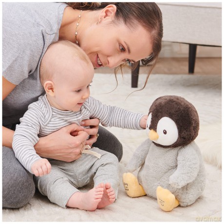 GUND Kissy the Penguin - Sings, Speaks and Throws Kisses, Language Optionally Adjustable in German or Italian, from 10 Months