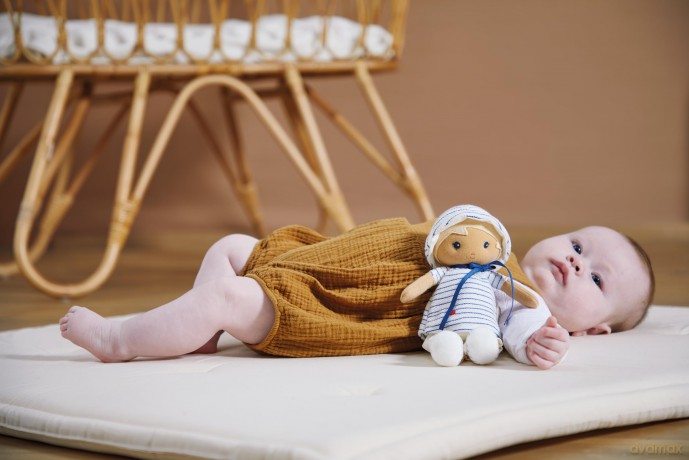 Kaloo - Tendresse - Eli - My 1st Fabric Doll - 25 cm Rag Doll - Striped Tee - Pretty Gift Box - Customisable Ribbon - 0 Months +, K200012