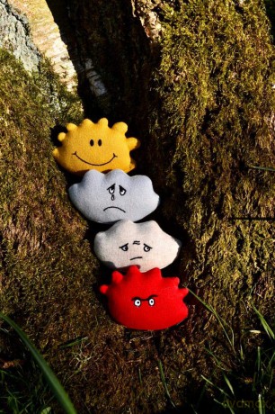 Learn Well T3382 Bag Set of 4 Soft and Washable Emotion Buddies