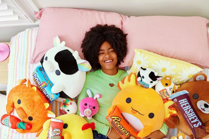Snackles Series 1 Dragon (Tabasco), Surprise Medium Plush, Ultra Soft Plush, 28 cm, Collectible Plush with Real Brands (Dragon)