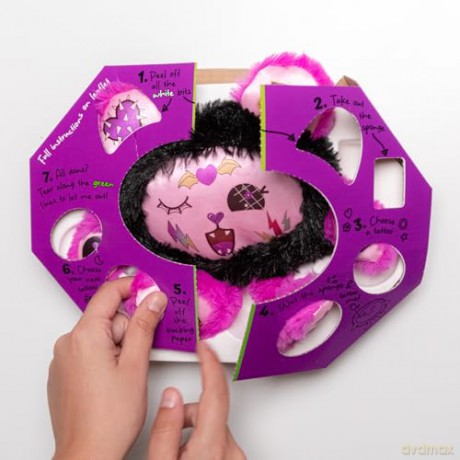TattooMeez Glow in the Dark, create a personalised teddy bear with the glow in the dark temporary tattoos also suitable skin. Peel, tattoo and unbox, fun personalised crafts for kids. Age 4+