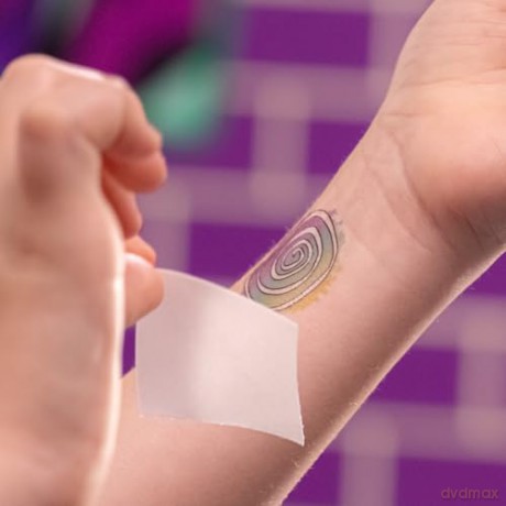 TattooMeez Glow in the Dark, create a personalised teddy bear with the glow in the dark temporary tattoos also suitable skin. Peel, tattoo and unbox, fun personalised crafts for kids. Age 4+