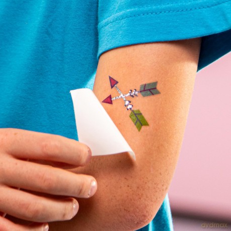 TattooMeez Metallic, create a personalised teddy bear with the metallic temporary tattoos also suitable skin. Peel, tattoo and unbox, fun personalised crafts for kids.. Age 4+