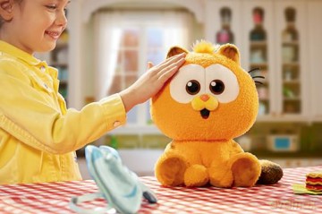 The Garfield Movie - Interactive Baby Garfield Plush | Eating, Burping, Sleeping Interactive Plush for Kids Ages 3+