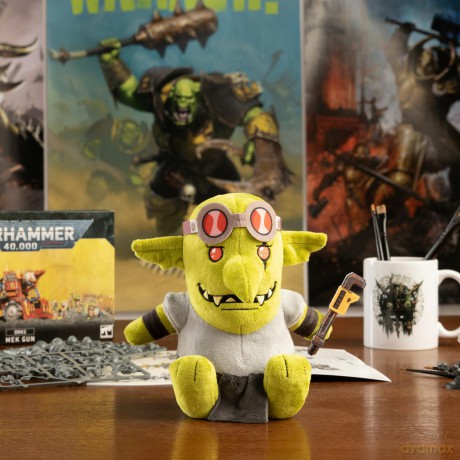 Warhammer 40,000 Collectible Plush Toys - Spanna Grot Plush - Soft and Squishy Plushies Officially Licensed Cute Plushies of Classic Warhammer 40,000 Miniatures - 6.5 Inch