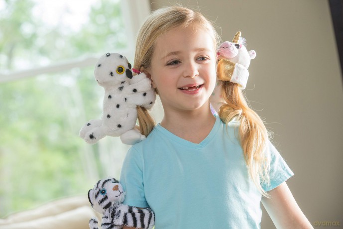 Wild Republic Huggers Soft Toy Slap Bracelet, Gifts for Kids, Polka Dot Unicorn Plush Toy 20 cm