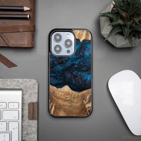 Bewood nakładka Unique do iPhone 15 Pro 6,1 Planets Neptun