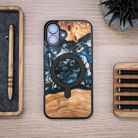 Bewood nakładka Unique do iPhone 16 Plus 6,7 Planets Ziemia z MagSafe