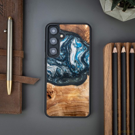 Bewood nakładka Unique do Samsung Galaxy S24 Plus Planets Ziemia