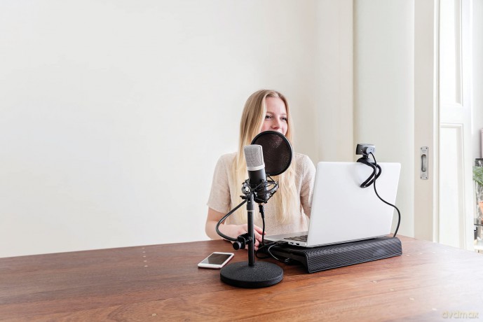 Emita USB studio microphone