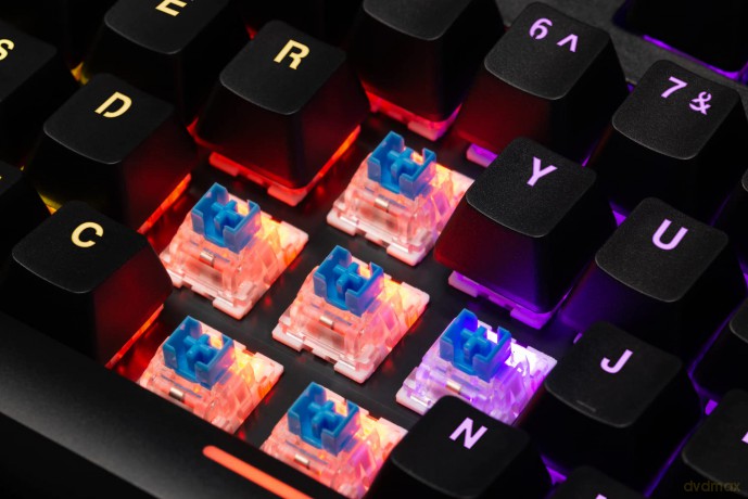 Klawiatura gamingowa BLITZ GK-240L mechaniczna podświetlenie RGB