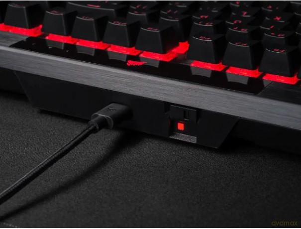 Klawiatura przewodowa K70 RGB Pro Black PBT Keycaps