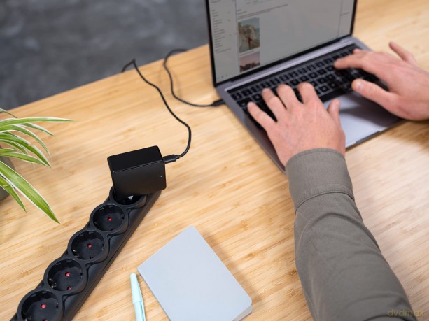 Ładowarka MacBook MAXO 61W USB-C