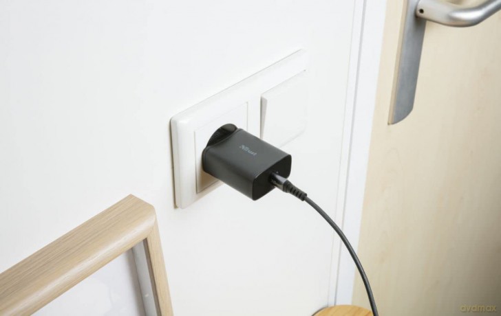 Ładowarka Qmax USB-C 18W