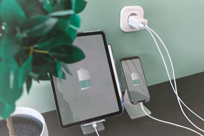 Ładowarka sieciowa zasilacz 1x USB-A 12W 1x USB-C 18W PD 3.0 max. 30W Biała