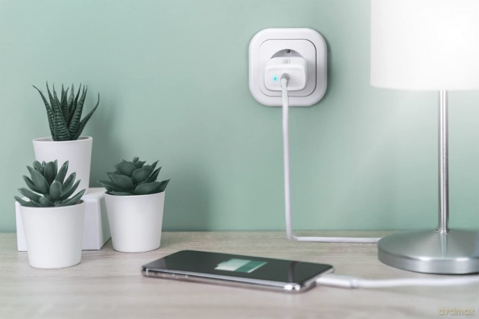 Ładowarka sieciowa zasilacz 1x USB-C PD 3.0 max. 20W LED Biała