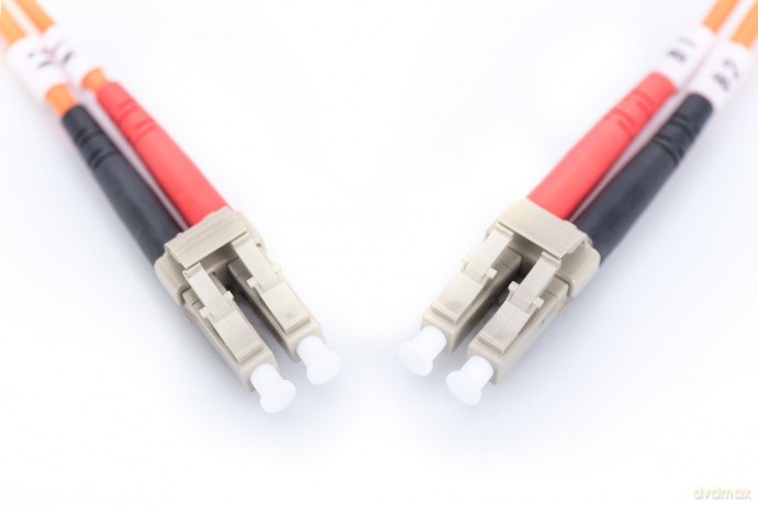 Patch cord światłowodowy FO LC/LC, dplx, MM 50/125, OM2, LSOH, 1m, pomarańczowy