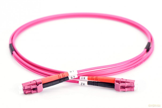 Patch cord światłowodowy FO LC-LC MM 50/125 OM4 duplex LSOH 10m