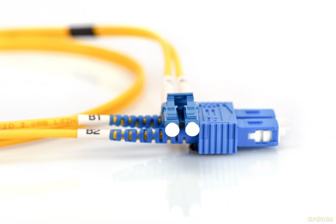 Patch cord światłowodowy FO LC-SC SM 9/125 OS2 duplex LSOH 3m Żółty
