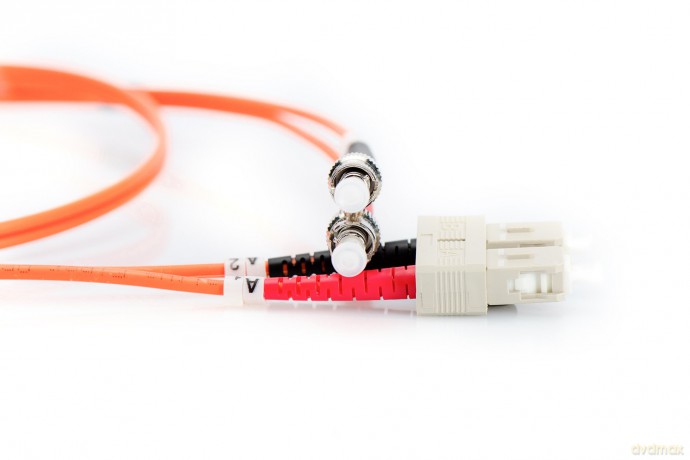 Patch cord światłowodowy FO MM 50/125 OM2 ST-SC 2m