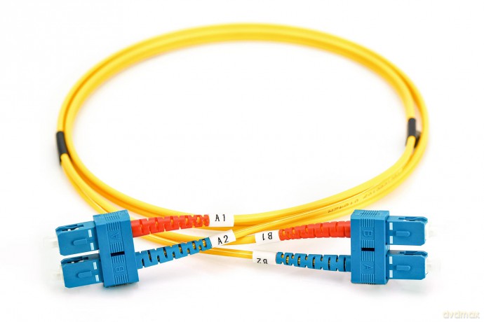 Patch cord światłowodowy FO SC-SC SM 9/125 OS2 duplex LSOH 5m Żółty