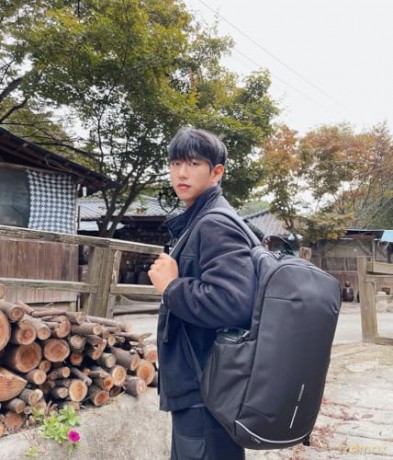 Plecak antykradzieżowy BOBBY EXPLORE BLACK