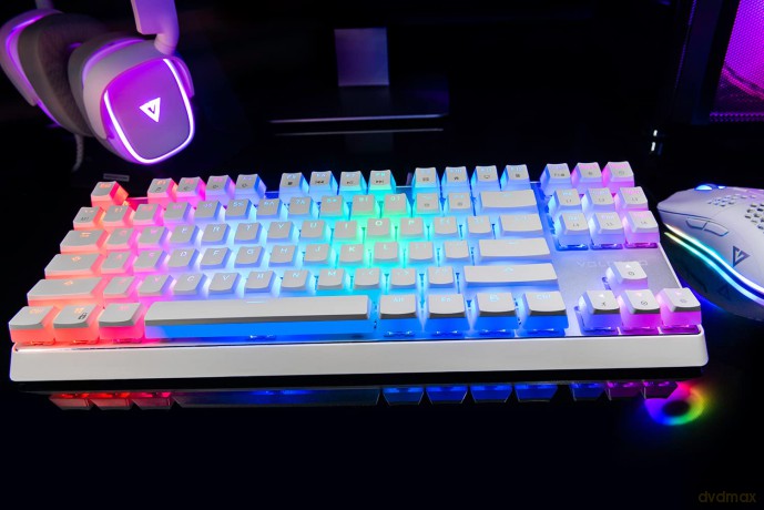 Przewodowa klawiatura mechaniczna RGB PUDDING EDITION biała