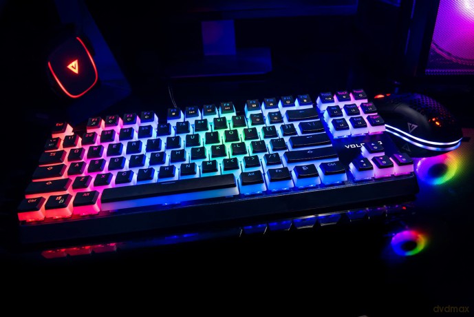 Przewodowa klawiatura mechaniczna RGB PUDDING EDITION czarna