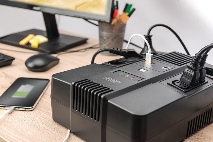 Zasilacz awaryjny UPS Line-Interactive 800VA/480W AVR