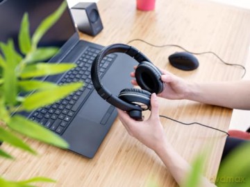Zestaw słuchawkowy do PC i laptopów Reno